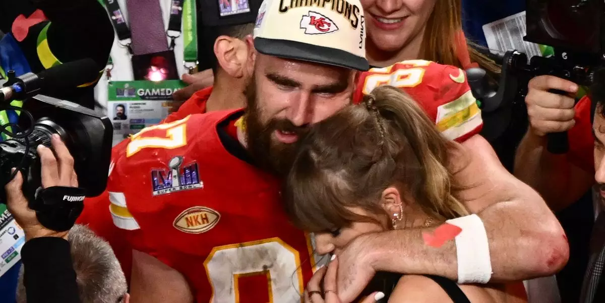 Taylor Swift and Travis Kelce: A Supportive Power Couple