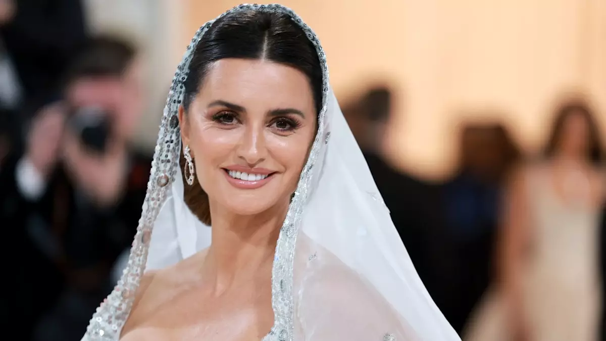 The Age-Defying Beauty of Penelope Cruz