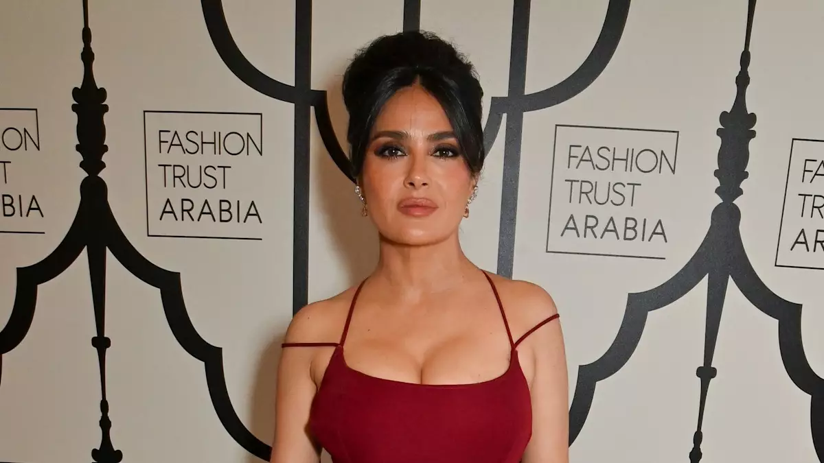 Salma Hayek: A Timeless Beauty