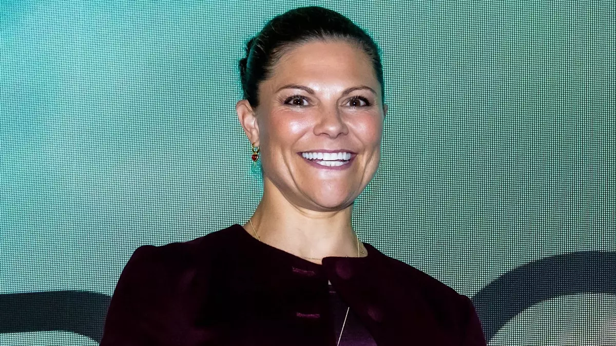 Elegance Meets Impact: Crown Princess Victoria’s Striking Autumn Style