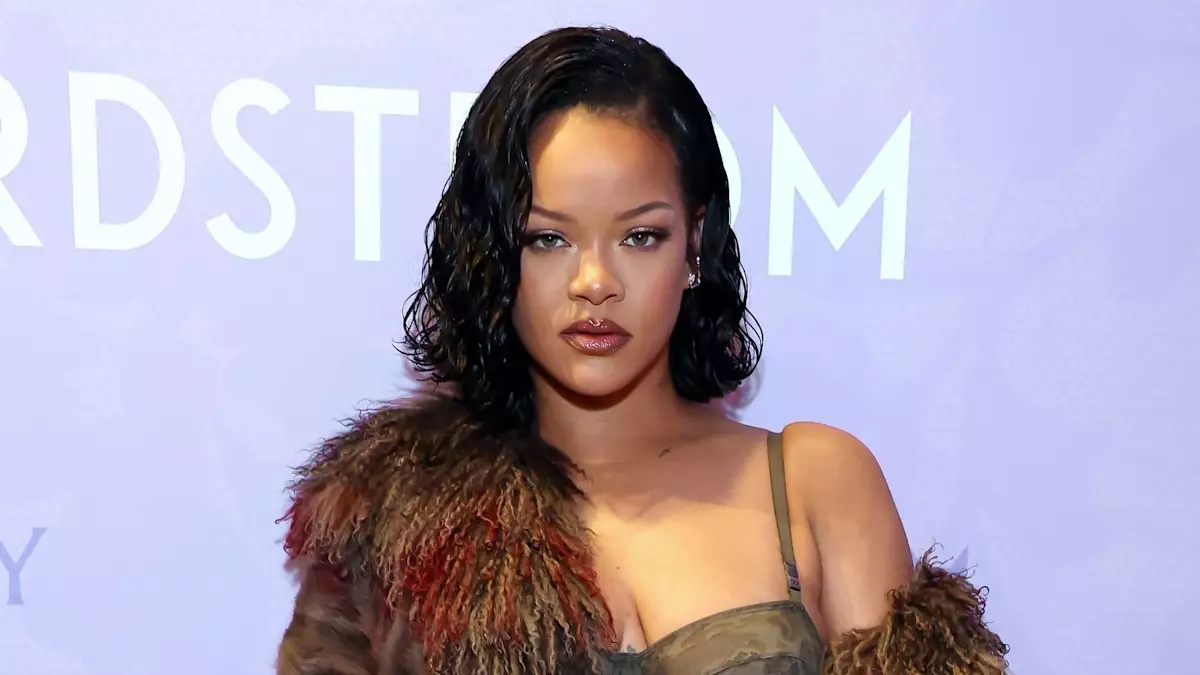 The Art of Everyday Glamour: Rihanna Unveils Lavish Lace at Savage X Fenty Event