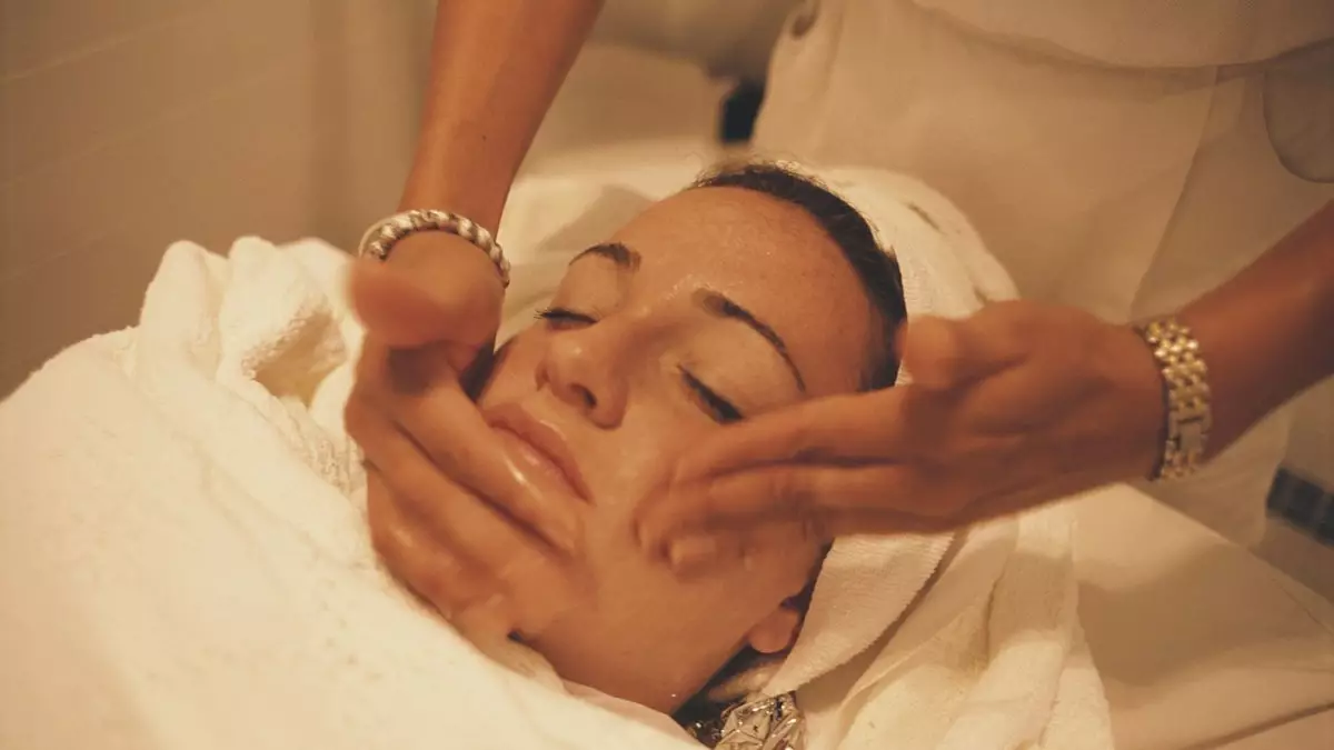 The Sculpting Revolution: A Dive into Non-Invasive Facial Treatments