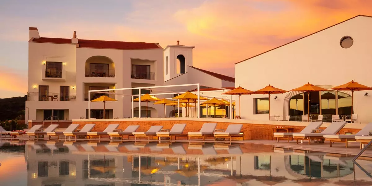 Discovering the Allure of the Viceroy at Ombria Algarve: A Unique Retreat in Southern Portugal