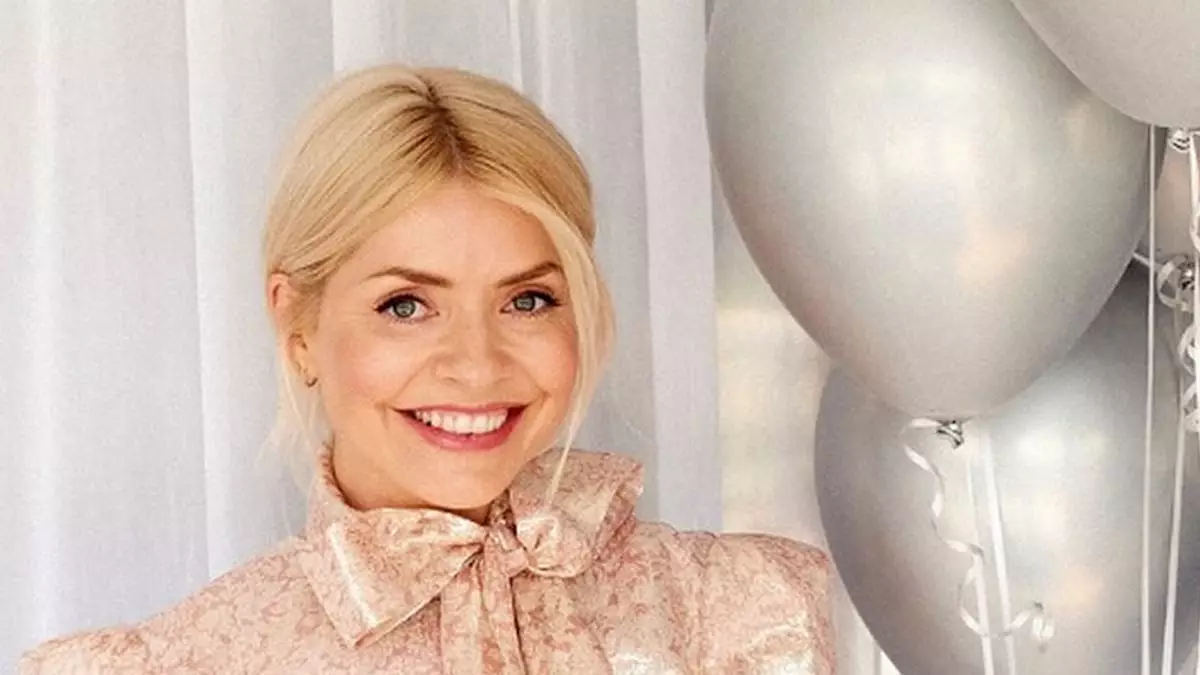 Embracing Change: Holly Willoughby Shines Brightly into the New Year