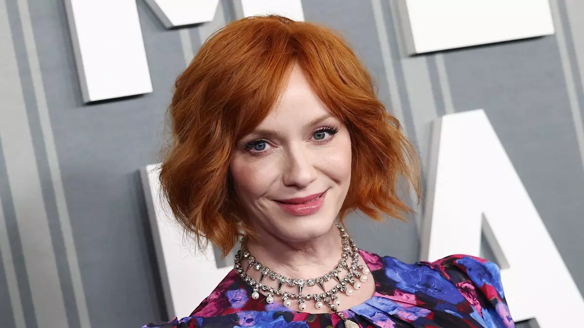 Spring Radiance: Christina Hendricks’ Bold Fashion Choices Illuminate the Season