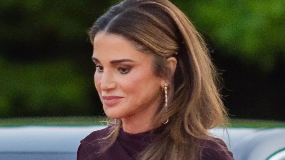 Radiance in Blue: How Queen Rania Redefines Royal Fashion
