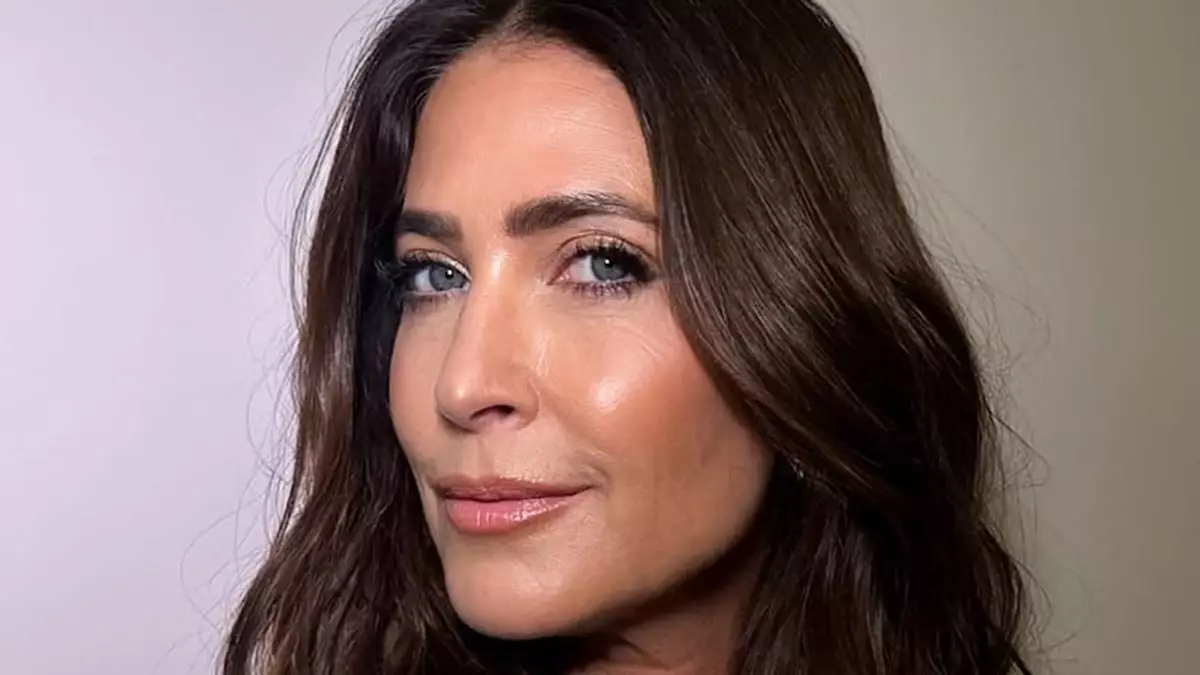 Effortlessly Chic: Lisa Snowdon’s Fashion Journey and Impact