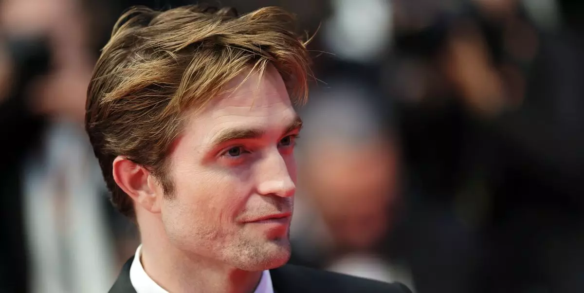 Unveiling Obsession: Robert Pattinson and Jennifer Lawrence Sparkles Bright at Cannes