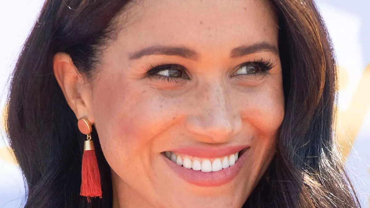 The Effortless Elegance of Meghan Markle: A Symbol of Modern Royalty